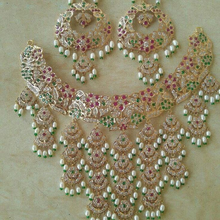 Gaytri Super Sale Designer Necklace Set