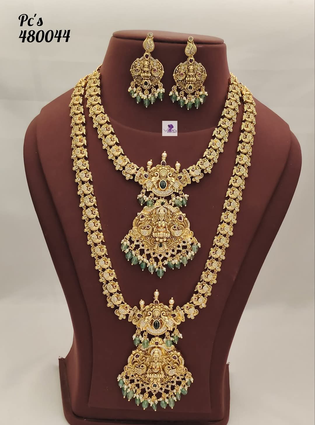 Thiruvonam Glow Designer Necklace Set